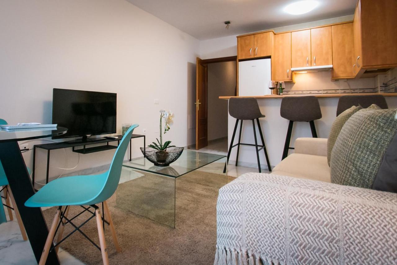 Holidays2Malaga Pena Parking & French Balcony & Smart Tv Exterior photo